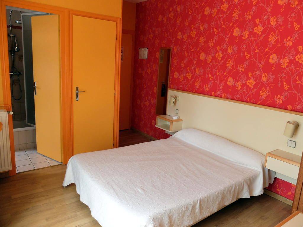 Les Messageries Otel Saint-Flour  Oda fotoğraf