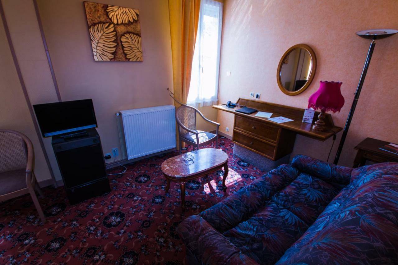 Les Messageries Otel Saint-Flour  Dış mekan fotoğraf
